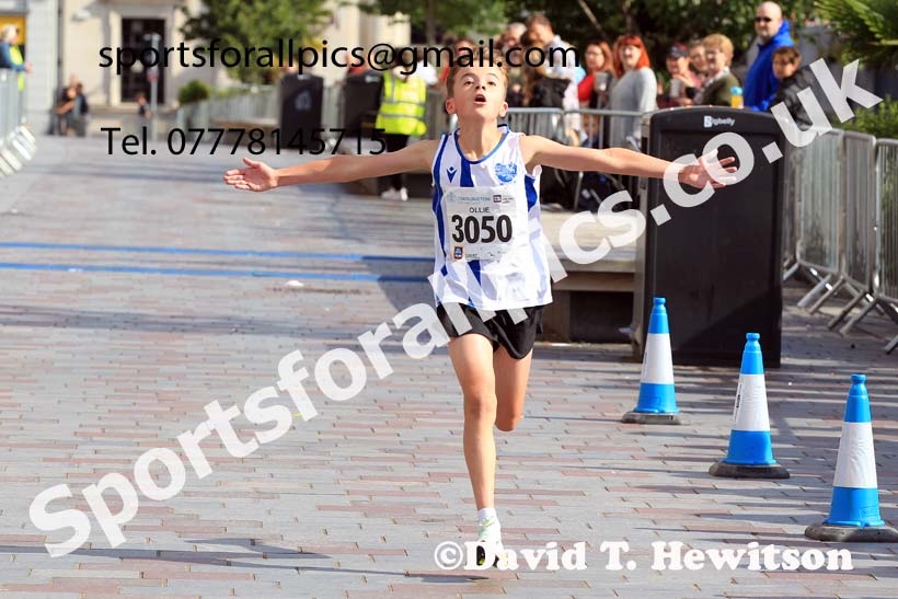Darlington Junior 3k Road Race, 2023 Darlington 10k Road Race.  Photo: David T. Hewitson/Sports for All Pics
